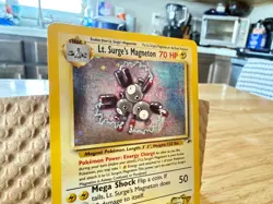 Lt. Surge's Magneton 008/132 Gym Heroes Holo Pokemon Card - Image 2
