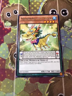 Performapal Coin Dragon MACR-EN005 Yu-Gi-Oh! Card Light Play 1st Ed - Image 1