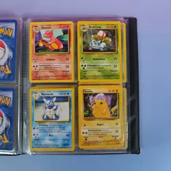 SAMMELKARTENORDNER POKEMON VERSCHIEDENE VINTAGE KARTEN BASE SET - Image 4