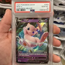 2020 POKEMON SWORD & SHIELD DARKNESS ABLAZE #069 MEW V PSA 10 - Image 2