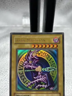 Yugioh Dark Magician SDY-006 Unlimited Ultra Rare Holo - Image 3