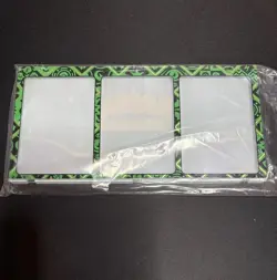 Pokemon TCG 3-Card Magnetic Display Case, Green - Image 1