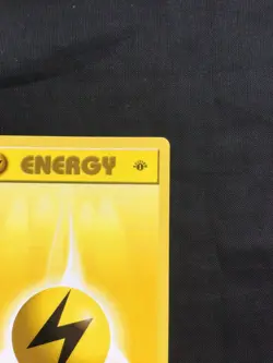 Pokemon Cards: Base Set 1st Edition Common: Lightning Energy 100/102 - Image 3