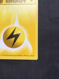 Pokemon Cards: Base Set 1st Edition Common: Lightning Energy 100/102 - Image 4
