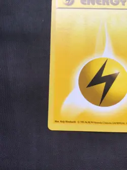 Pokemon Cards: Base Set 1st Edition Common: Lightning Energy 100/102 - Image 5