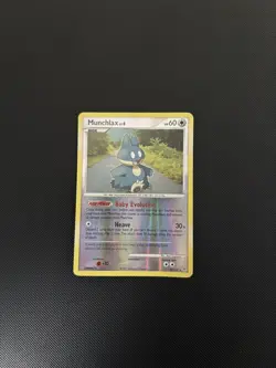Pokemon Card Diamond & Pearl Reverse Holo Munchlax Lv.8 33/130 Rare - Image 3