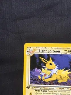 Pokemon Cards: Neo Destiny 1st Edition Uncommon: Light Jolteon 48/105 - Image 2