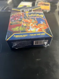 🔥Pokemon 2022 MJ Holding Mystery Box - Image 4