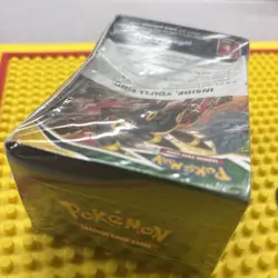 Pokemon TCG Sword And Shield Evolving Skies Build And Battle Box Factory Sealed - Image 4