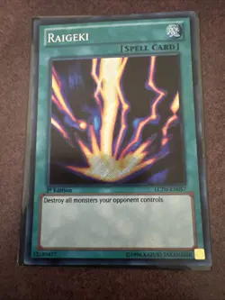 Raigeki LCJW-EN057 - Legendary Collection - Yugioh Card - Image 2
