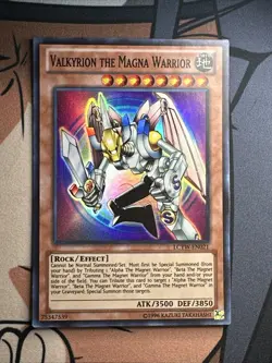 Valkyrion the Magna Warrior - LP - LCYW-EN021 - Unlimited - Super Rare - YGO - Image 1