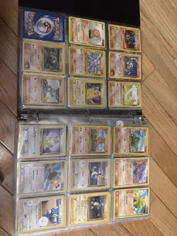 Pokemon TCG Binder Lot over 70 pages over 600cards!!Mostly vintage and all older - Image 3