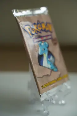 Pokemon WOTC Fossil Unlimited Booster Pack Vintage Sealed TCG Lapras - Image 4