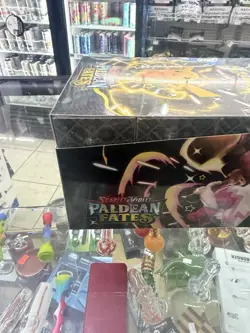 Pokemon TCG Scarlet & Violet Paldean Fates Booster Bundle Display Factory Sealed - Image 5