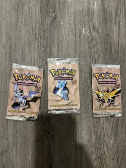 Set 3 EMPTY Pokemon Fossil Booster Pack WRAPPERS – Complete Art Set – WOTC 1999 - Image 1
