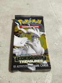 2013 Pokemon B & W Legendary Treasures Reshiram New/Sealed Game Card 10-Pack - Image 1