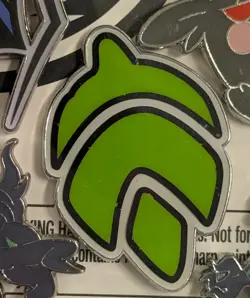 POKEMON CHAMPION'S PATH TURFFIELD GYM BADGE PIN - Image 1