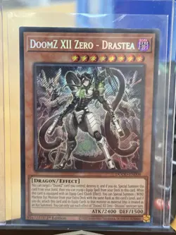 DoomZ XII Zero - Drastea | DOOD-EN008 | Secret Rare | Doom of Dimensions - Image 1