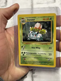 Ivysaur 30/102 Base Set Unlimited Uncommon 1999 WOTC Pokemon Card NM Vintage Vtg - Image 2