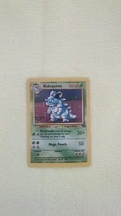 Nidoqueen, Pokemon card #7/64. Holo, Rare, Unlimited Jungle. 90HP TCG stage 2. - Image 1