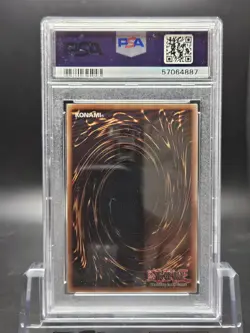 2013 Yu-Gi-Oh! Dark Magician YSYR- Ultimate Rare #EN001 PSA 10 - Image 2