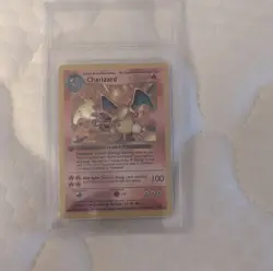 Pokemon Charizard Base Set 4/102 Holo Rare Nintendo 1999 English Card - Image 1