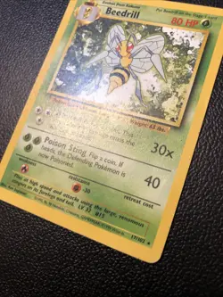 Beedrill 017/102 Base Set Rare Pokemon Card In MP Condition - Image 3