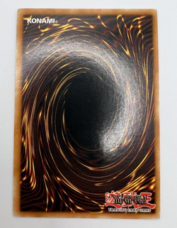 Vintage Yu-Gi-Oh! Blue-Eyes White Dragon (SDK-001 Unlimited Ultra Rare) NM - Image 2