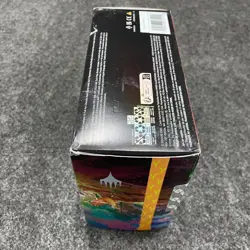 Magic: The Gathering Final Fantasy Chocobo Bundle Box Worn Packaging - Image 4