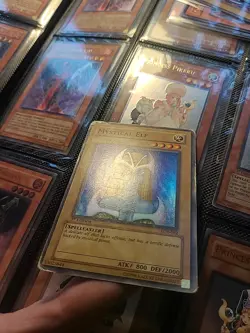 YuGiOh Mystical Elf LOB-062 1st edition Super Rare - Image 2