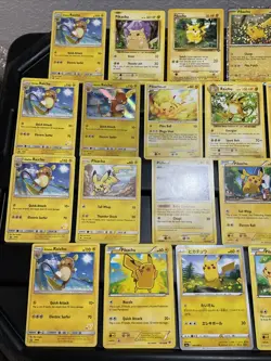 (30) Pikachu CARDS LOT VTG HOLO Raichu Stamped Red Cheeks Halloween Alolan Gx V - Image 2