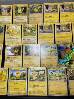 (30) Pikachu CARDS LOT VTG HOLO Raichu Stamped Red Cheeks Halloween Alolan Gx V - Image 3