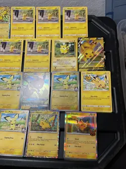 (30) Pikachu CARDS LOT VTG HOLO Raichu Stamped Red Cheeks Halloween Alolan Gx V - Image 4