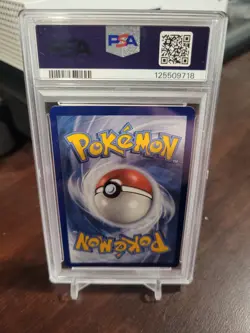 2022 POKEMON SWORD & SHIELD LOST ORIGIN #TG17 FULL ART/PIKACHU VMAX PSA 9 - Image 2