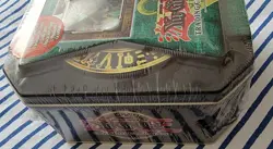 Yu Gi Oh 2004 Holiday Collector’s Tin NEW Sealed MINT Insect Queen YuGiOh - Image 4