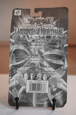 2002 Yugioh LON 1st Edition Labyrinth of Nightmare Blister Pack Sealed TCG - Image 2