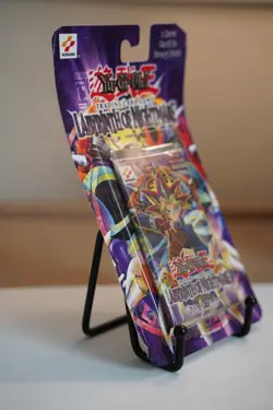 2002 Yugioh LON 1st Edition Labyrinth of Nightmare Blister Pack Sealed TCG - Image 4
