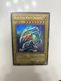 Yu-Gi-Oh Blue-Eyes White Dragon SDK-001 Ultra Rare Unlimited - Image 3