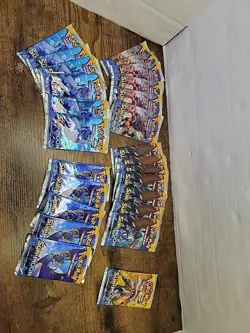 25 Pokemon TCG Sun & Moon Base Booster Packs Lot New Sealed T18 - Image 1