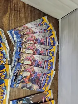 25 Pokemon TCG Sun & Moon Base Booster Packs Lot New Sealed T18 - Image 4