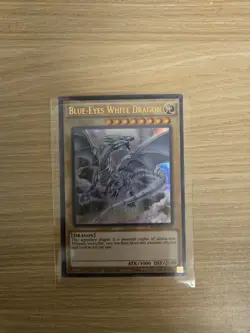 ( BLUE-EYES WHITE DRAGON ) - Ultra Rare - MVP1-ENSV4 - Limited Edition Yu-Gi-Oh - Image 1
