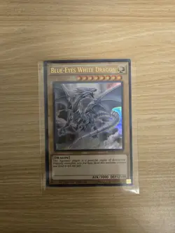 ( BLUE-EYES WHITE DRAGON ) - Ultra Rare - MVP1-ENSV4 - Limited Edition Yu-Gi-Oh - Image 2
