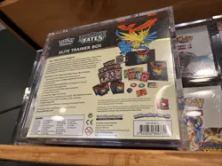 Hidden Fates - Elite Trainer Box (ETB) SEALED w/Case from Pokemon Sun & Moon - Image 5