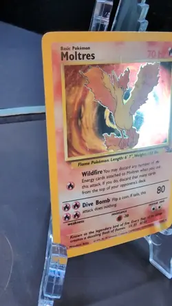 1999 Pokemon TCG Moltres 12/62 Fossil Holo Rare - Image 2