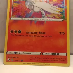 Reshiram 17/72 Amazing Rare Shining Fates Pokemon TCG - Image 3