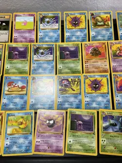 (30) Pokemon Card ALL VTG Lot Cards 1999 Fossil Set Graveler Golbat Slowbro - Image 3
