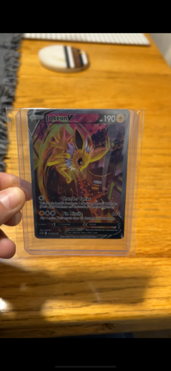 Jolteon V SWSH183 SWSH: Sword & Shield Promo Cards Holo - Image 3