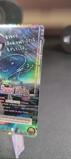 Snow White (055) (SR**) - UE14BT: GODDESS OF VICTORY: NIKKE (UE14BT) - Image 4