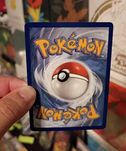 Pokemon Celebi 009/185 Swsh04: Vivid Voltage Holo - Image 2