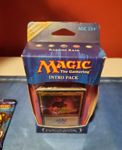 Magic the Gathering Return to Ravnica SEALED: Event Deck, Intro Packs, boosters - Image 2